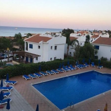 Maistros Hotel Apartments Protaras Extérieur photo