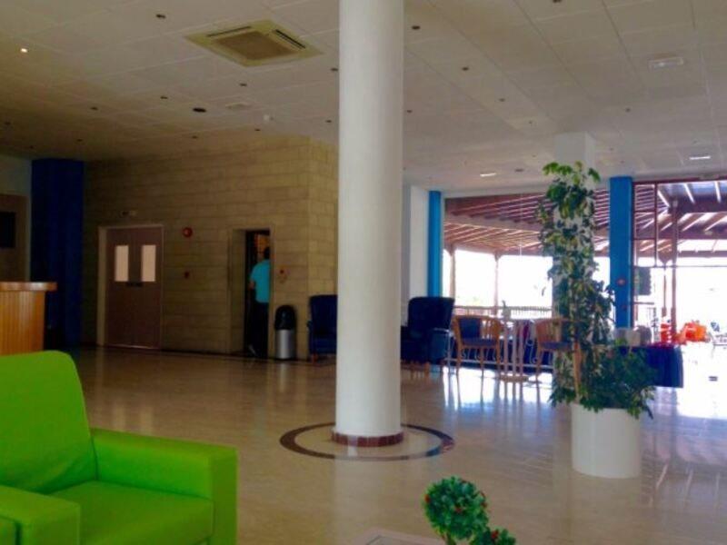 Maistros Hotel Apartments Protaras Extérieur photo